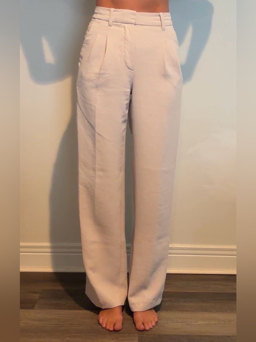 Aritzia Effortless Crepette Pant